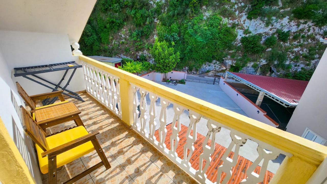 Apartments Maxi Katic 赫尔采格诺维 外观 照片