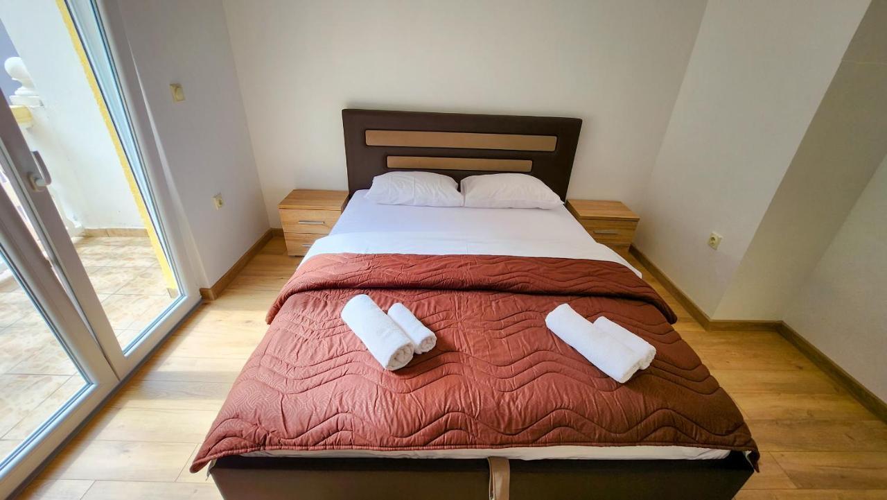 Apartments Maxi Katic 赫尔采格诺维 外观 照片