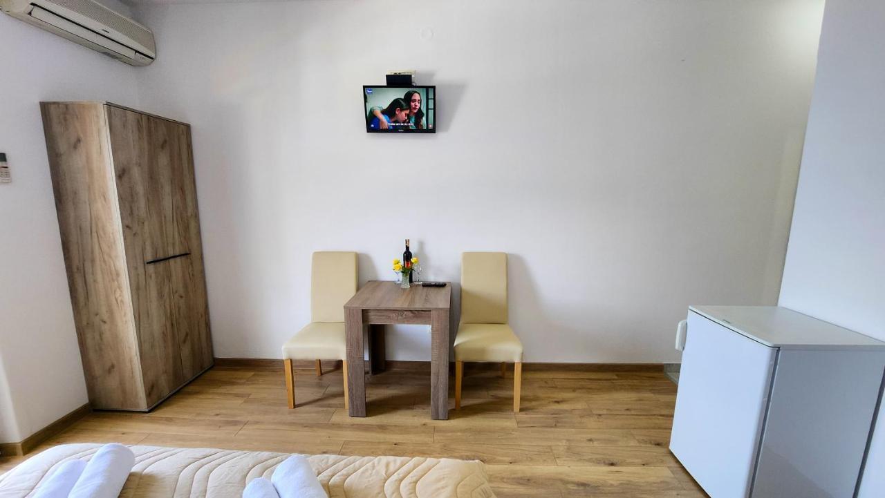 Apartments Maxi Katic 赫尔采格诺维 外观 照片